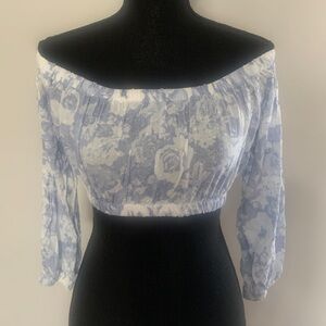 Forever 21 Long Sleeve Crop Blouse,  Small